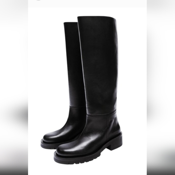 Zara Shoes - Women's Zara Black vegan Leather Low Heel Knee High Boots SZ 41 pull-on fit.